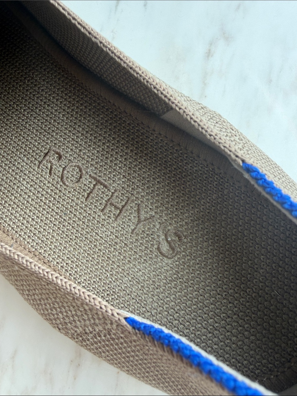 Rothy’s Original Slip-On Sneakers in Latte  Size 8 - Picture 3 of 13